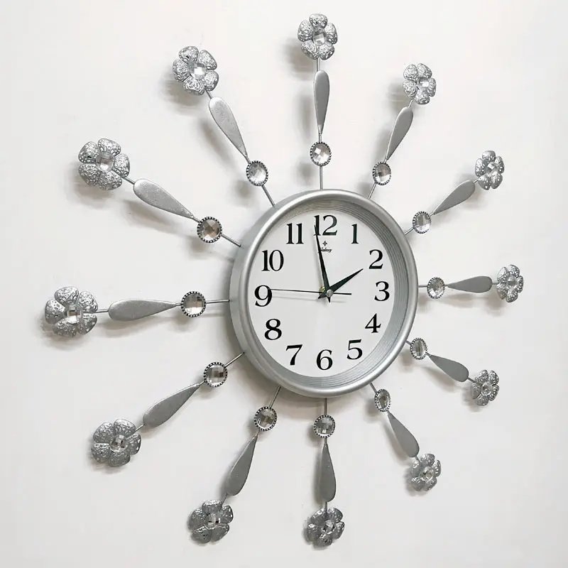 Часы настенные Haishi Розочки со стразами 46 см